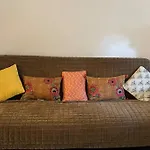 2Bd Spacious S. Philly Row-House, Wi-Fi & 1.5 Bath